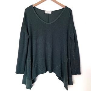 Sinuous Green Lagenlook Waffle Knit Handkerchief Hem Top
